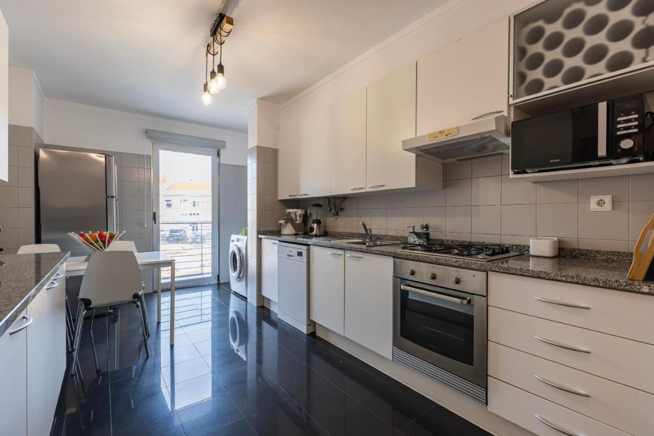 Charm 3bdr W/balcony By Lovelystay Apartamento Lisboa