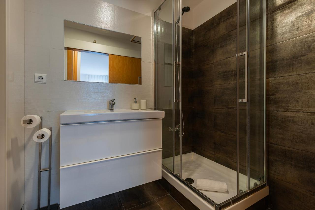 Charm 3bdr W/balcony By Lovelystay Apartamento