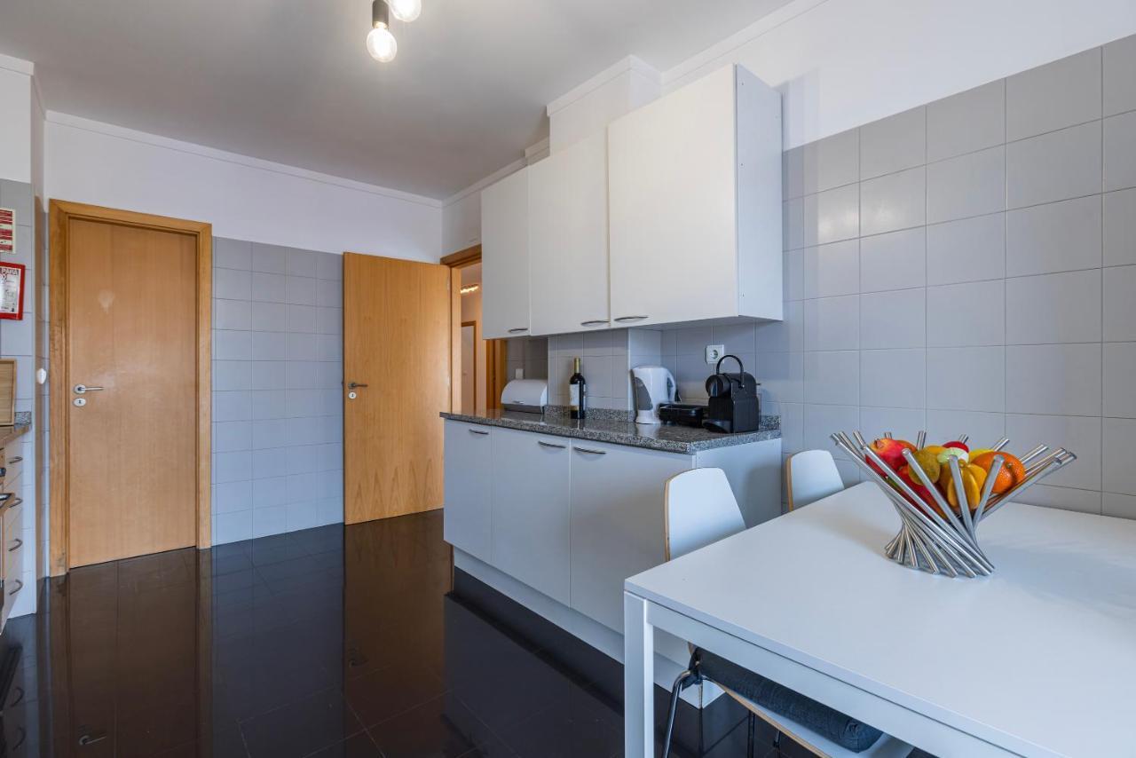 Charm 3bdr W/balcony By Lovelystay Apartamento Lisboa