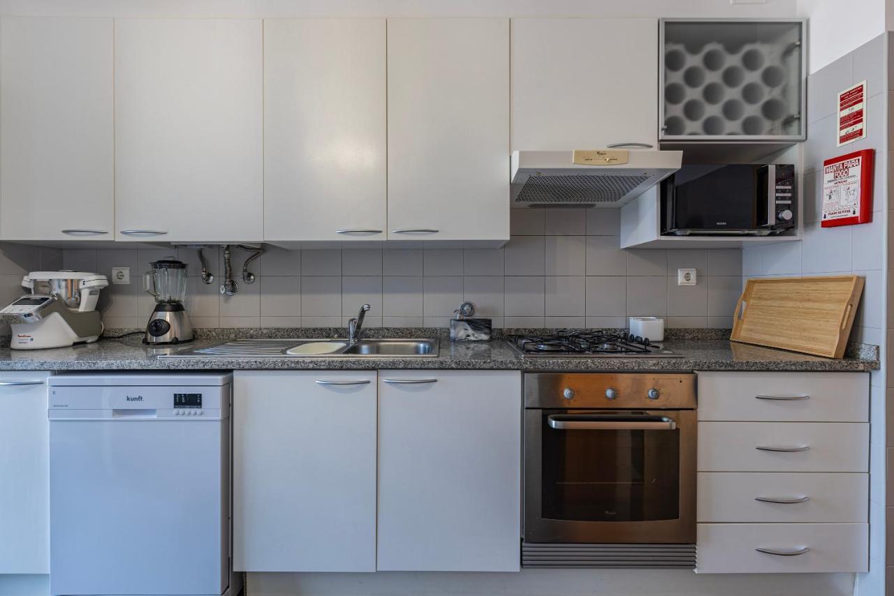 Apartamento Charm 3bdr W/balcony By Lovelystay *
