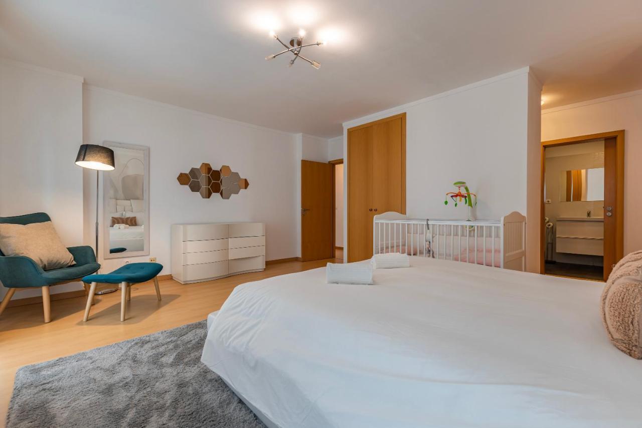 Charm 3bdr W/balcony By Lovelystay Apartamento *