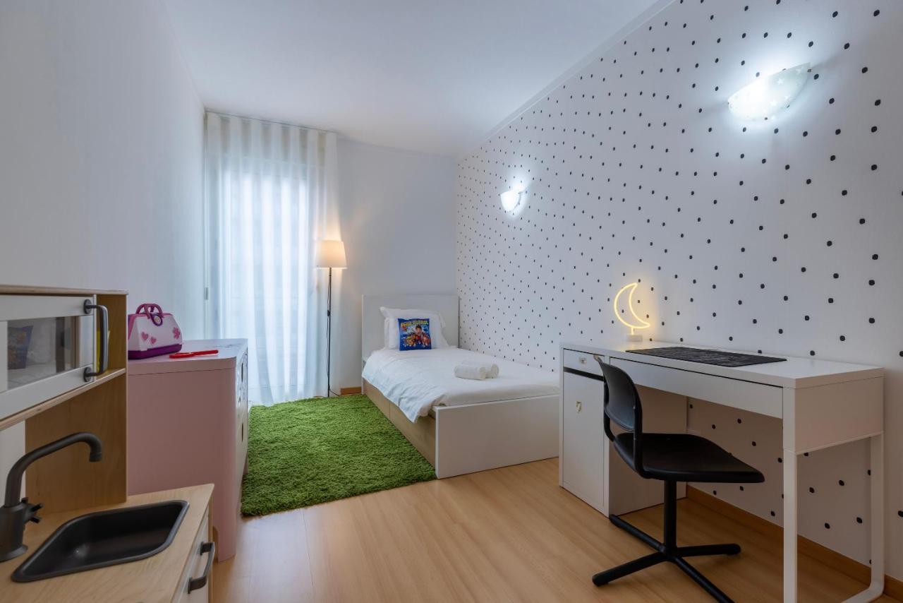Charm 3bdr W/balcony By Lovelystay Apartamento Lisboa